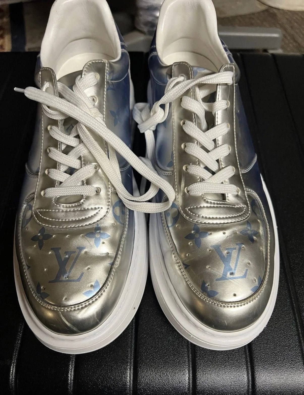 Louis Vuitton — Louis Vuitton Beverly Hills – Metallic — Sneaker — resale