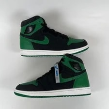 Jordan 1 Retro High 555088-030 Size 9.5 2