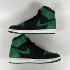 Jordan 1 Retro High 555088-030 Size 9.5 3