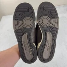 Nike Sz 9 US/8 UK/42.5 EU Air Force 1 07’ 315807-221 4