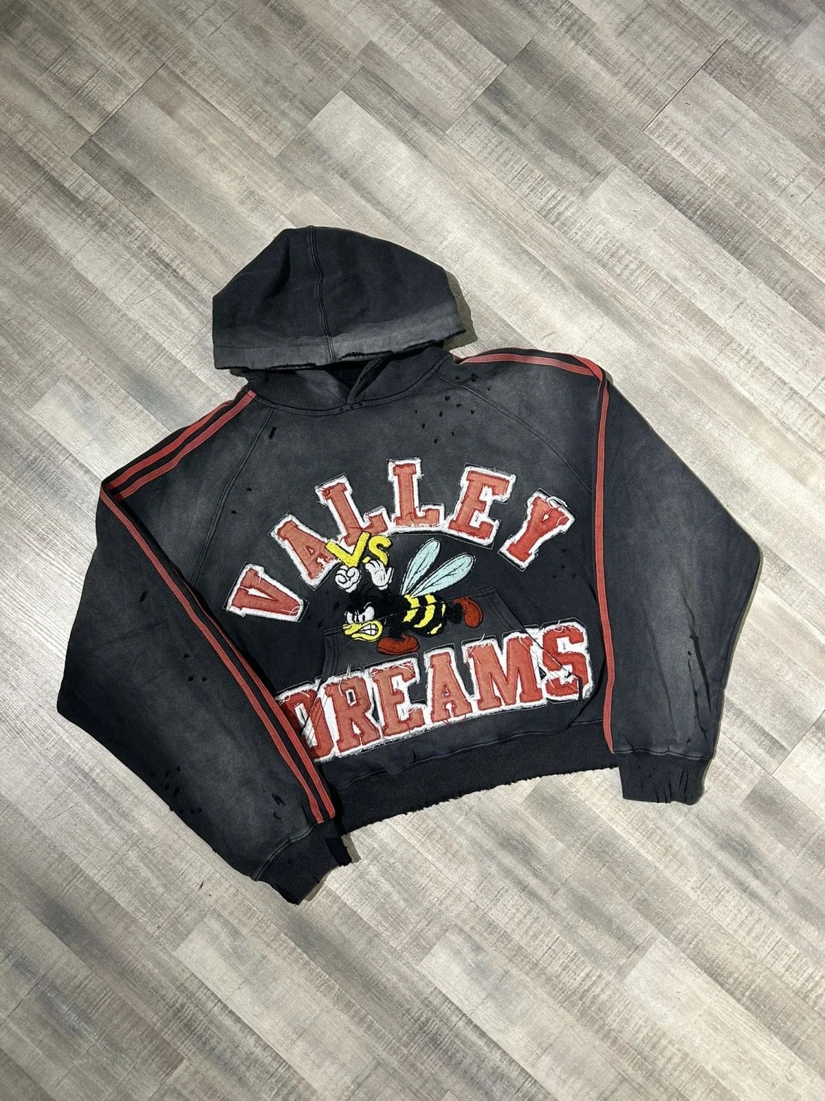 Vale Forever Anthem Pullover Hoodie — streetwear — resale