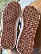 Vans Limited Edition Comfycush X the Simpsons Slip-On Shoes 2