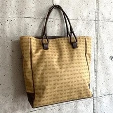 Bottega Veneta Butterfly Pattern W 4