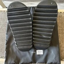 YZY YS-01 ’s Slide Sandals Size 8 New 2