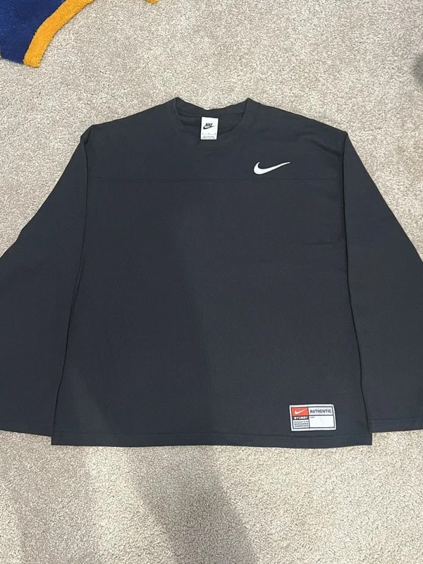 Nike — Stussy X Nike Dri-Fit — streetwear — resale