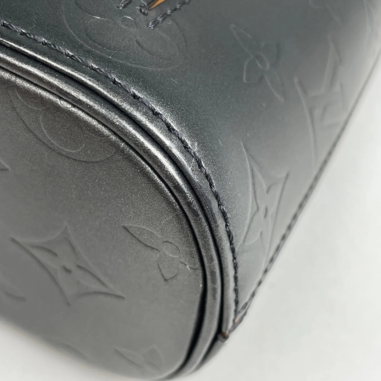 Louis Vuitton Mat 3