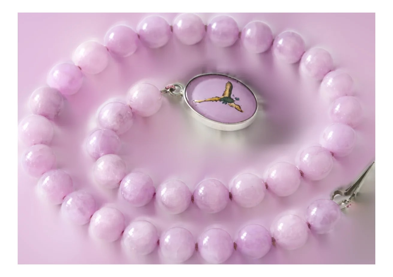 Chatoyant Kunzite With Clasp — Jewelry — resale