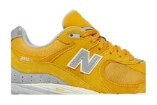 New Balance 2002R M2002RFE Available Now 2