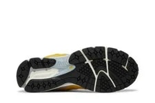 New Balance 2002R M2002RFE Available Now 4