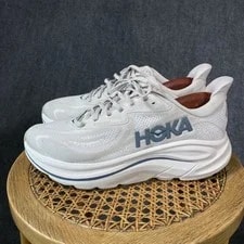 HOKA — Hoka Clifton 10 Running Shoes 9.5 D Gym Run Low Top Excellent — Sneaker — resale