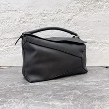 Authentic Loewe Puzzle Large Grain Crossbody 2