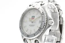 TAG Heuer Professional WG1112-0 200m Quartz White Dial Date Diver 4