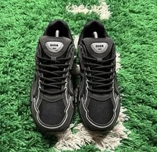 B30 Low Top Athletic New With the Box 3