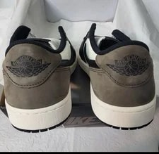 Jordan Air 1 Retro Low OG CZ0790-102 4