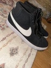 Nike SB Blazer High Top Skateboarding / Lace Up 4