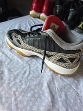 Size 9.5 - Air Jordan 11 Retro IE Low 3