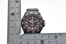 TAG Heuer Formula 383.513/1 Black Red Dial Qz Japan 3