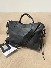 Balenciaga Medium City in Matte 2