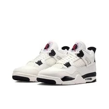Air Jordan — Air Jordan 4 “Flight Club” IM4002-100 — Sneaker — resale