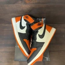 Jordan 1 Retro High OG (2025) - DZ5... 2