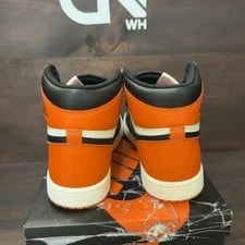 Jordan 1 Retro High OG (2025) - DZ5... 4