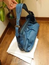 Fendi Hobo , Adjustable Strap 3