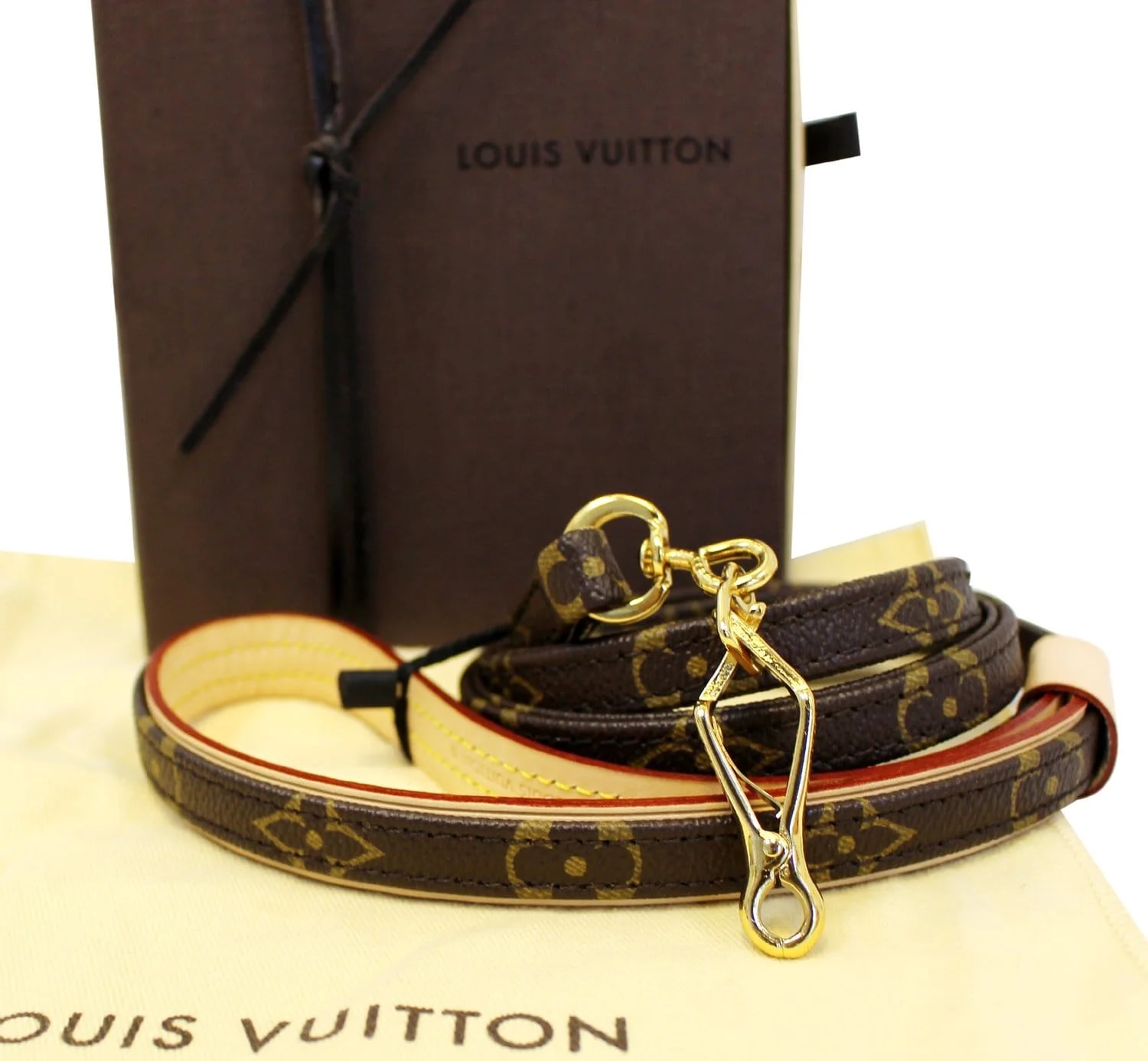 Louis Vuitton — Louis Vuitton Baxter Dog Leash — Accessory — resale