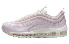Nike — Nike DX6037-781 Moderate Wear Or Visible Flaws — Sneaker — resale