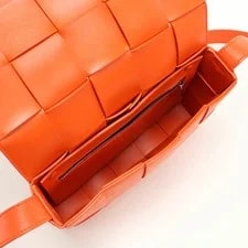 Bottega Veneta Diagonal 737950 Medium Crossbody Cassette Unise 3