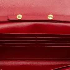 Authenticated Prada Heart Wallet on Chain 4