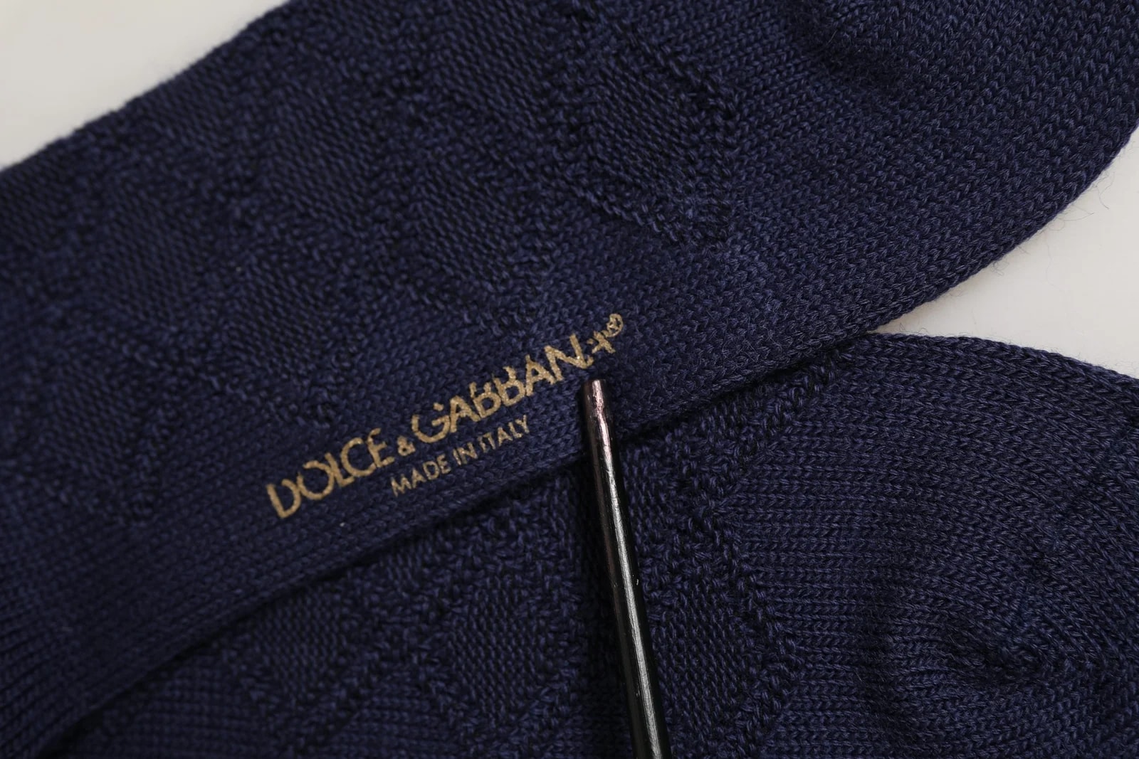 Dolce & Gabbana — Dolce & Gabbana Crown Embroidery Knee High Accessory Socks — Accessory — resale