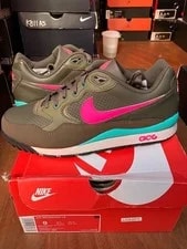 Nike — 2014 Nike Air Wildwood le Cargo Hyper Mdm Olv 37757-363 Us9 — Sneaker — resale