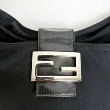 Fendi Mamma Bucket Hardware 3373 Auth 4