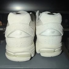 New Balance 2002R Size 9.5 / Wmn 11 NEW 3