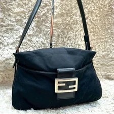 Fendi — Fendi Mamma Bucket JP — Handbag — resale