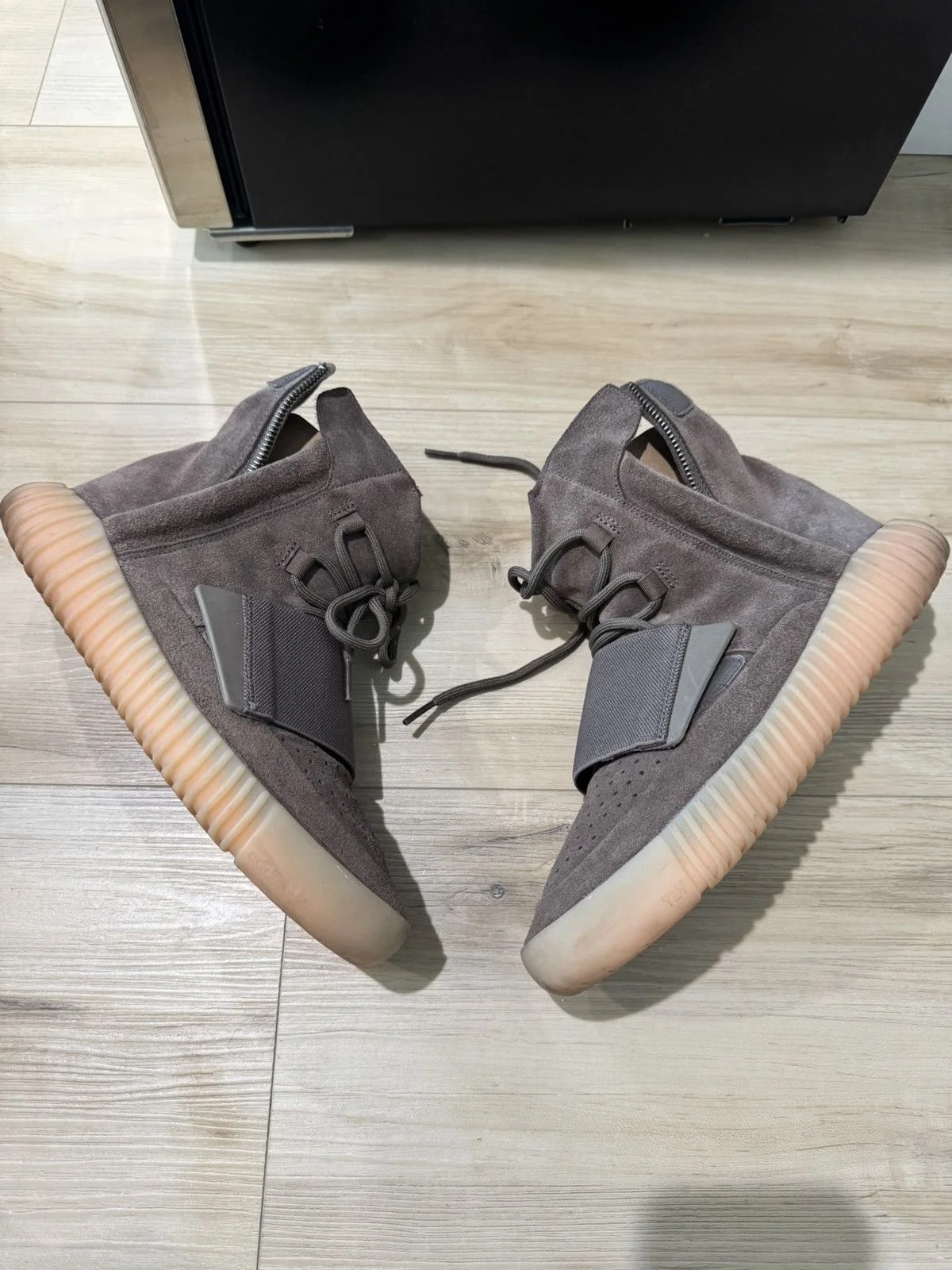 Yeezy — Yeezy Boost 750 “ ” — Sneaker — resale