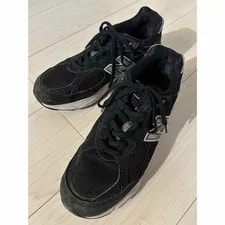 New Balance — 8.5US New Balance 990 V3 — Sneaker — resale