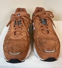 New Balance 990v4 Burnt 3