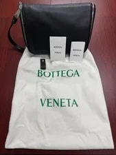 Bottega Veneta — Bottega Veneta Triangle Second Authentic From Japan — Handbag — resale