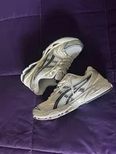 Asics GEL-Kayano 14 ’s Low Top Lace-Up Athletic M 4