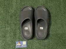 Adidas Yeezy Slide (ID2350) Size 11 in Hand 3