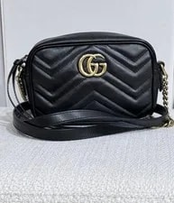 Gucci — Gucci GG Marmont Matelasse Mini Camera — Handbag — deal