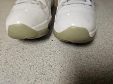 Size 9.5 - Jordan 11 Retro High Legend . NO BOX. Clean. Light Wear 3
