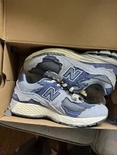 New Balance — New Balance 2002r Protection Pack Light — Sneaker — resale
