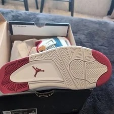 Jordan Air 4 7y Messy Room 3