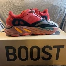 Yeezy Boost 700 US Size 10.5 Hi-res HQ6979 Clean! 3