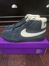 Nike SB — Nike SB Blazer Mid Thrasher Magazine — Sneaker — resale