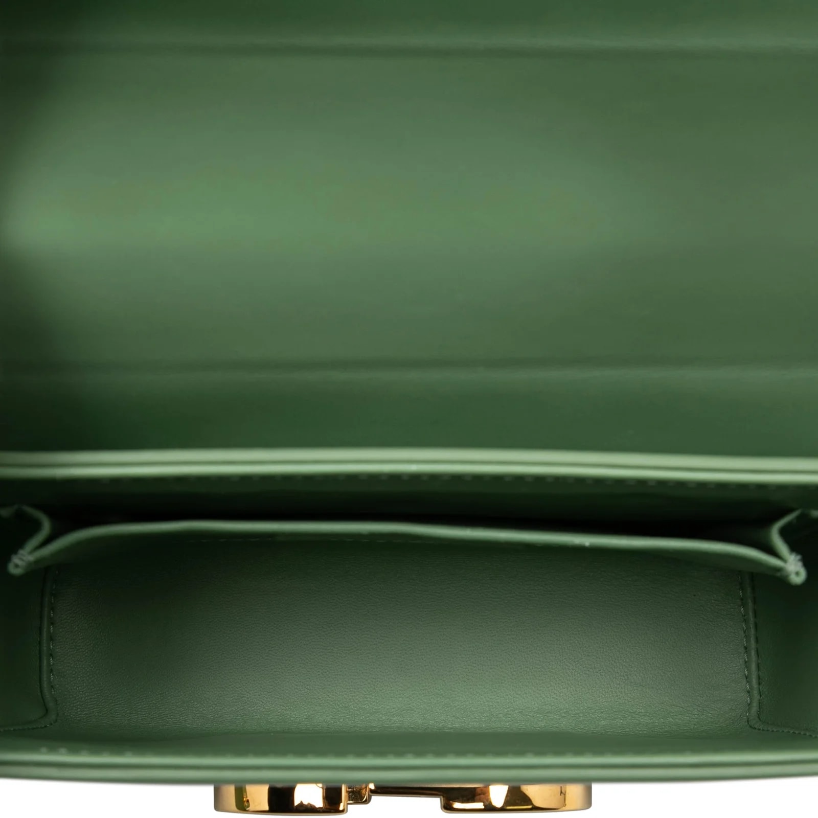 Micro Smooth 30 Montaigne Flap 4