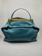 Bottega Veneta — Bottega Veneta COA — Handbag — resale