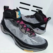 Air Jordan — Air Jordan 37 US 13 Basketball Nike DD6958 001 — Sneaker — resale